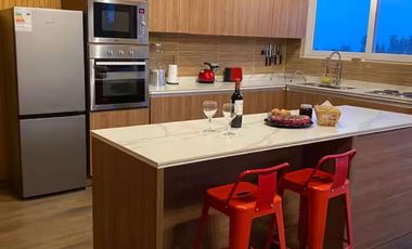 CASA EN PARCELA CON VISTA AL LAGO RUPANCO