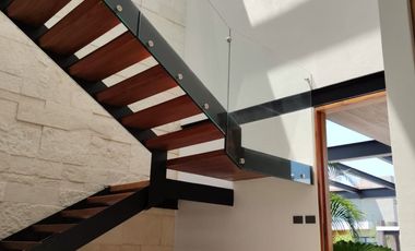 CASA NUEVA EN PARAISO COUNTRY CLUB, MORELOS