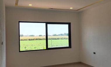 CASA NUEVA EN PARAISO COUNTRY CLUB, MORELOS