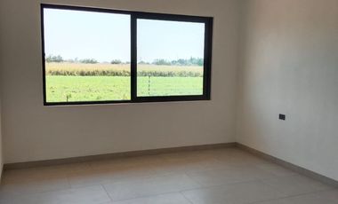 CASA NUEVA EN PARAISO COUNTRY CLUB, MORELOS