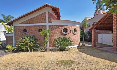Una de las casas mas accesibles en el fraccionamiento las fuentes en Jocotepec!