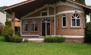 Una de las casas mas accesibles en el fraccionamiento las fuentes en Jocotepec!