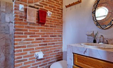 Una de las casas mas accesibles en el fraccionamiento las fuentes en Jocotepec!