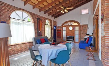 Una de las casas mas accesibles en el fraccionamiento las fuentes en Jocotepec!