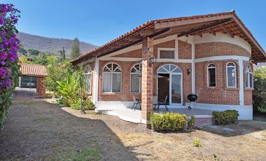 Una de las casas mas accesibles en el fraccionamiento las fuentes en Jocotepec!