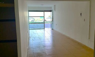 Local Comercial climatizado en Renta a pie de calle, Fracc. Jardines del Virginia