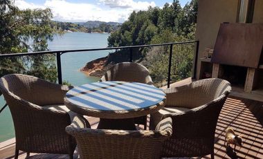 GUATAPE ANTIOQUIA - CONDOMINIO LUXE BY THE CHARLEE - CABAÑA EN VENTA