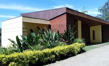 GUATAPE ANTIOQUIA - CONDOMINIO LUXE BY THE CHARLEE - CABAÑA EN VENTA
