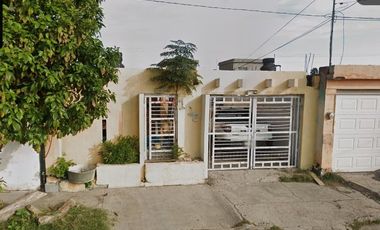 Casa en remate bancario en Primavera 162, Praderas 1er. Sector, 25796 Monclova, Coah.