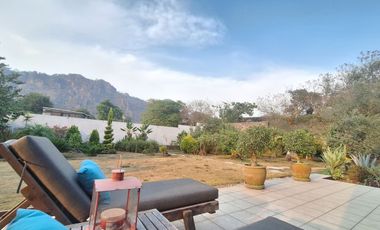 Venta Casa de un Nivel con Hermosa Vista en Tepoztlán