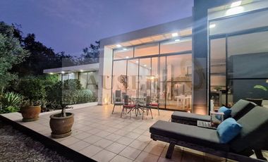 Venta Casa de un Nivel con Hermosa Vista en Tepoztlán
