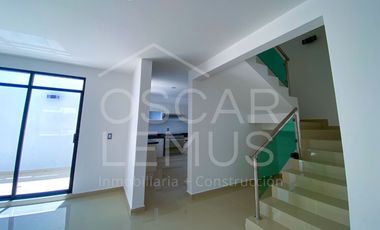 CASA NUEVA EN EXPLANADA SUR, CERCA DE PLAZA EXPLANADA Y EXCELENTE UBICACIÓN