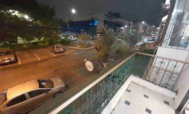 Alquilo Suite (1 dorm) Amoblada en piso 1 en Garzota cerca Empresa Electrica