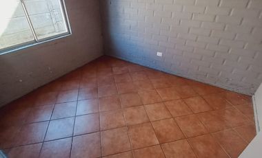 Vende casa 3D 1B en Villa Don Carlos, Colbun