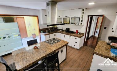 BARRANCO - OPORTUNIDAD VENTA DE CASA LIMITE MIRAFLORES