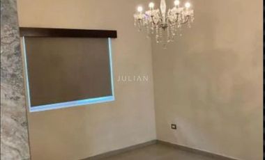 Casa en Venta en Palmas Diamante