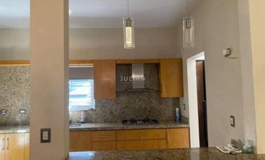 Casa en Venta en Palmas Diamante