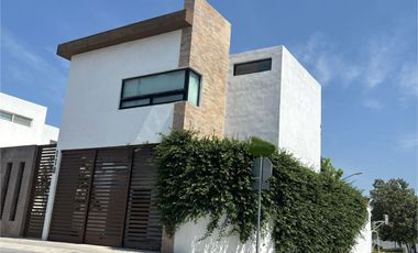 Casa en Venta en Palmas Diamante