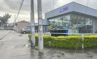 Casa en venta, rentera y residencial, de tres departamentos, sector Otorongo