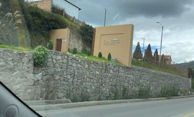 ¡Exclusiva Casa de Lujo en Chaullabamba!