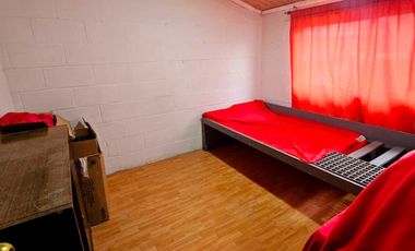 Arriendo casa en Peñalolén, Lo Hermida, 4D-1B-1E.