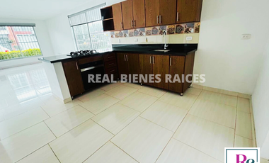 VENDO CASA ESQUINERA UNIFAMILIAR CERCA AL CENTRO COMERCIAL VIVA