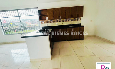 VENDO CASA ESQUINERA UNIFAMILIAR CERCA AL CENTRO COMERCIAL VIVA