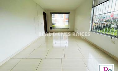 VENDO CASA ESQUINERA UNIFAMILIAR CERCA AL CENTRO COMERCIAL VIVA
