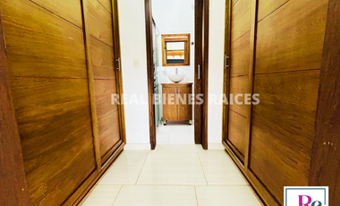 VENDO CASA ESQUINERA UNIFAMILIAR CERCA AL CENTRO COMERCIAL VIVA