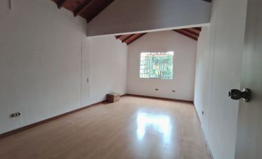 Venta de casa en Belén La Mota, unidad cerrada