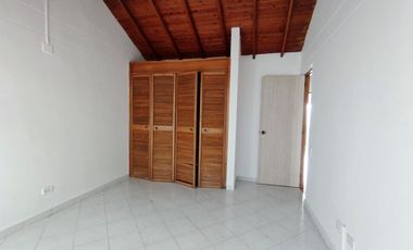 Venta de casa en Belén La Mota, unidad cerrada