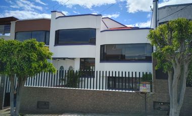 Casa de Renta en Cumbaya, Sector Colegio Aleman, Cumbaya