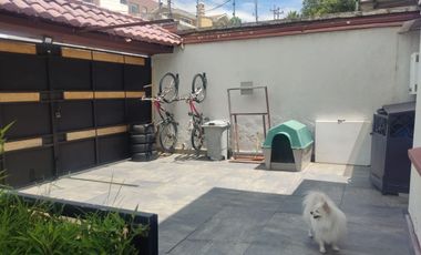 Espectacular Casa a la Venta sector Cumbaya, Urb. Santa Lucía