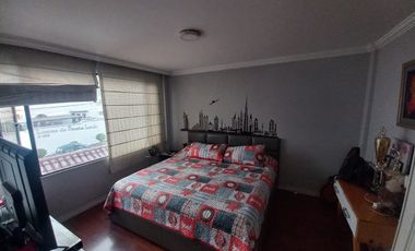 Espectacular Casa a la Venta sector Cumbaya, Urb. Santa Lucía