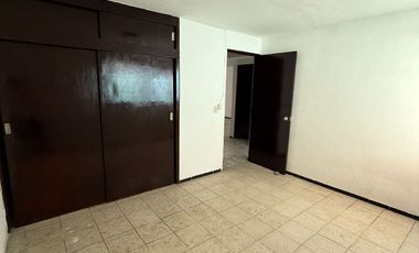Casa en Venta en Jardines del Country, Guadalajara, Jalisco