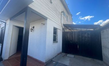 VENDE AMPLIA CASA MAULE
