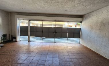 Casa en colonia camelinas