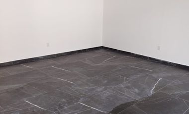 SE RENTA CONSULTORIO O LOCAL COMERCIAL EN CENTRO COMERCIAL MAC IRAPUATO.
