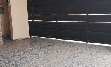 🏡 *CASA EN VENTA EN CUMBRES 4° SECTOR* 🌟