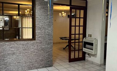 🏡 *CASA EN VENTA EN CUMBRES 4° SECTOR* 🌟