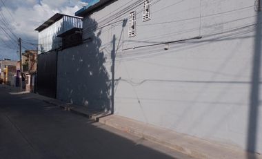 SE RENTA OFICINAS CON BODEGA EN ESQUINA!!! 📍Col Ganadera