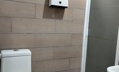 SE RENTA OFICINAS CON BODEGA EN ESQUINA!!! 📍Col Ganadera