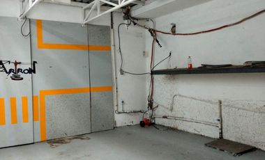 SE RENTA OFICINAS CON BODEGA EN ESQUINA!!! 📍Col Ganadera