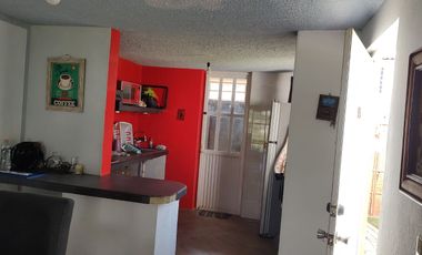 Casa con alberca, fracc. Joyas del Marqués