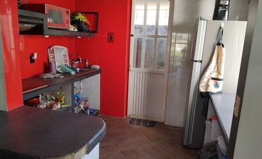 Casa con alberca, fracc. Joyas del Marqués