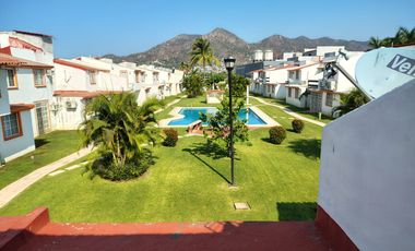 Casa con alberca, fracc. Joyas del Marqués