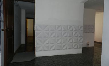 DEPARTAMENTO CON LOCAL