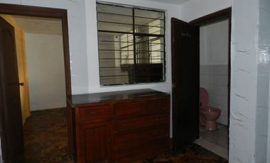 DEPARTAMENTO CON LOCAL