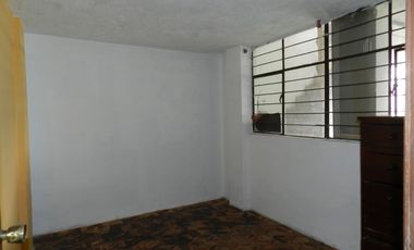 DEPARTAMENTO CON LOCAL