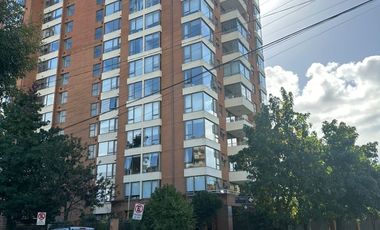 Departamento Amplio en Venta 4D, 4B y Estacionamiento Para 2 Vehículos, A Pasos de Av. Alemania